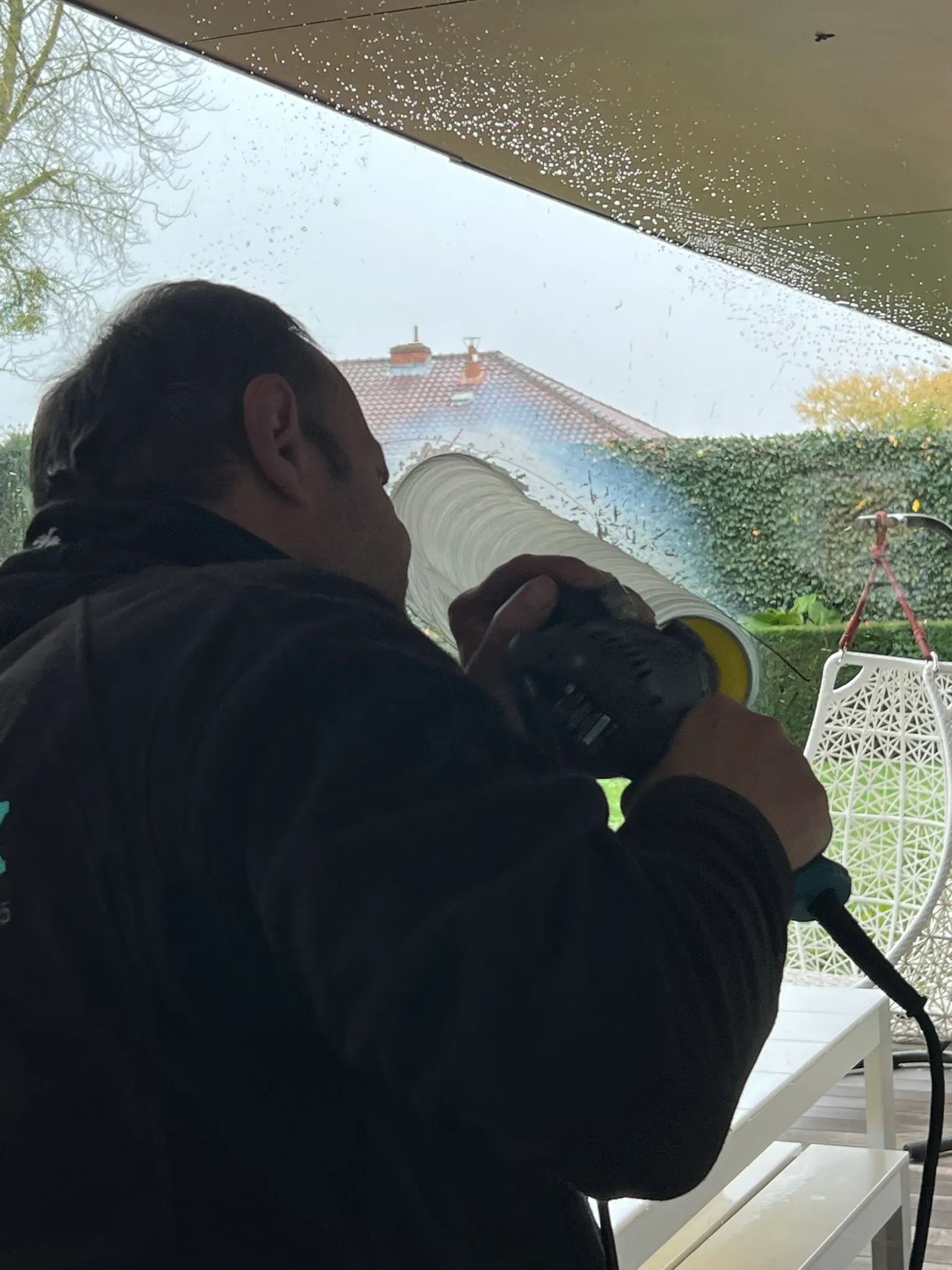 Polissage de vitrage rayé Vitrapolish — effacement rayures verre Luxembourg — Vitralux Bradtke (photo 4)
