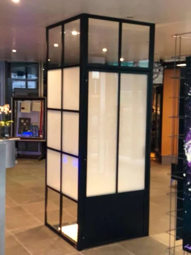 Cloison style verrière industrielle — cloison en verre sur mesure au Luxembourg — Vitralux Bradtke