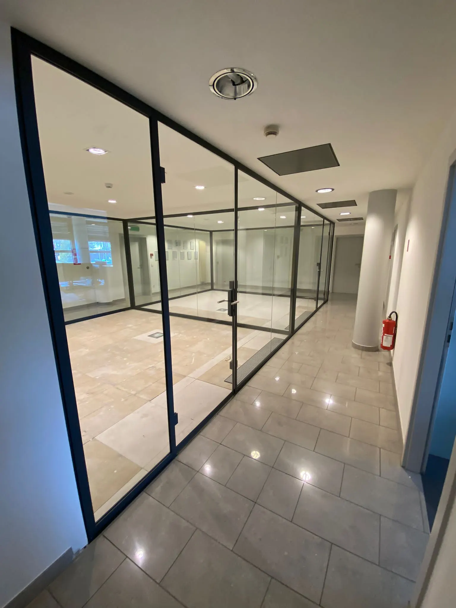 Cloison vitrée acoustique double vitrage — verre acoustique Luxembourg — Vitralux Bradtke
