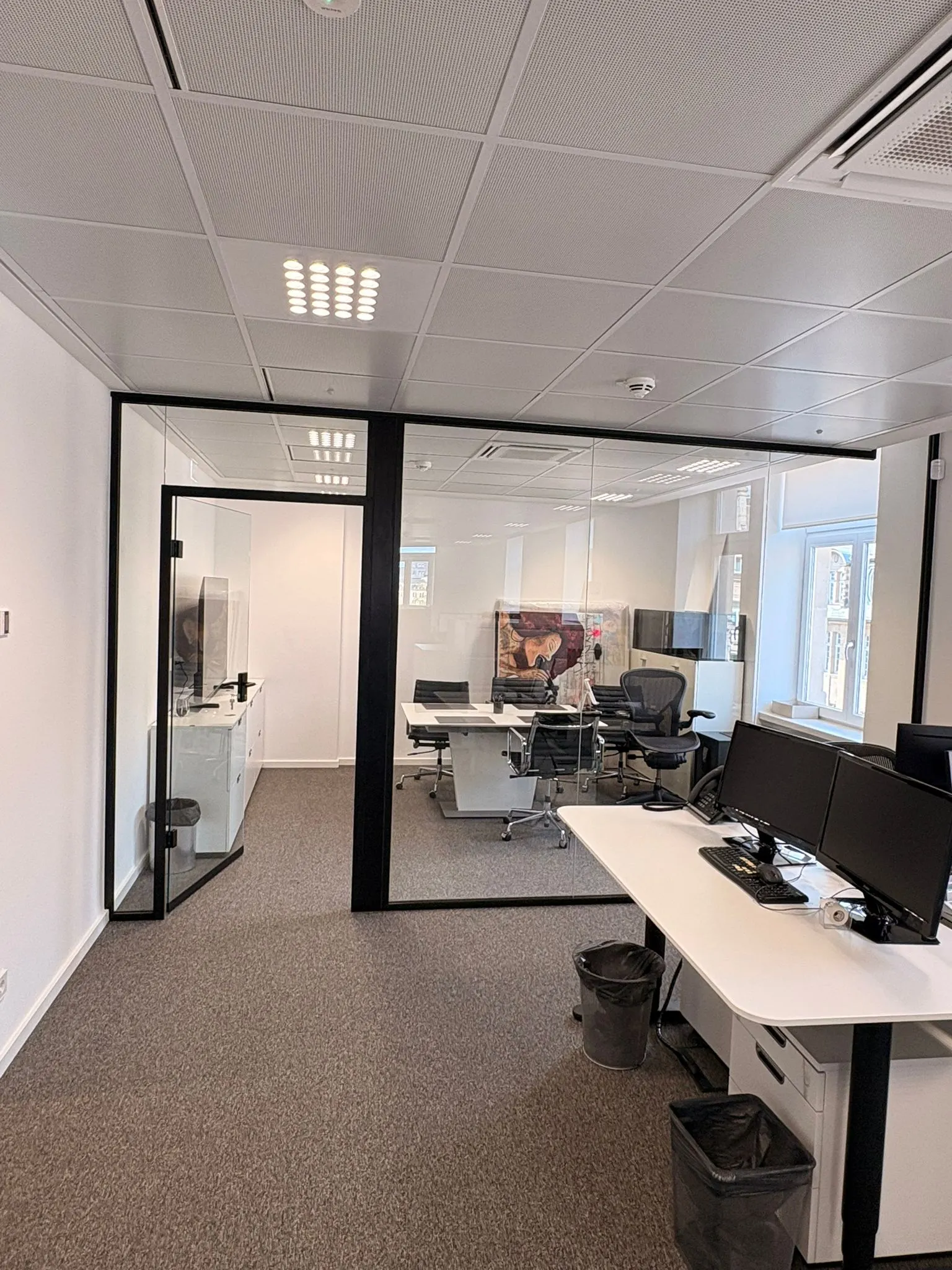 Cloison de bureau en verre toute hauteur — cloison vitrée Luxembourg — Vitralux Bradtke