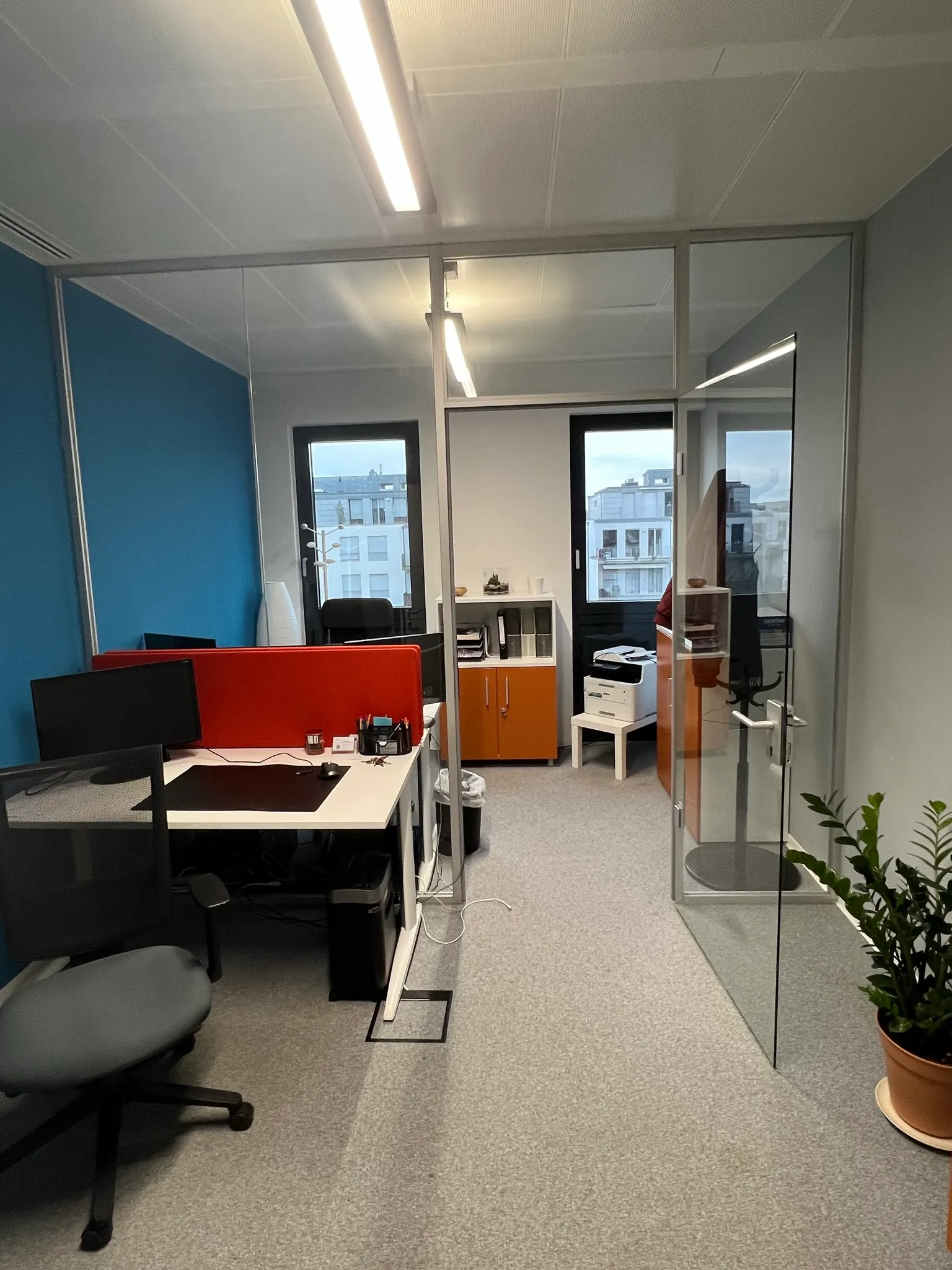 Profilés aluminium de cloison vitrée de bureau — cloison verre bureau Luxembourg — Vitralux Bradtke