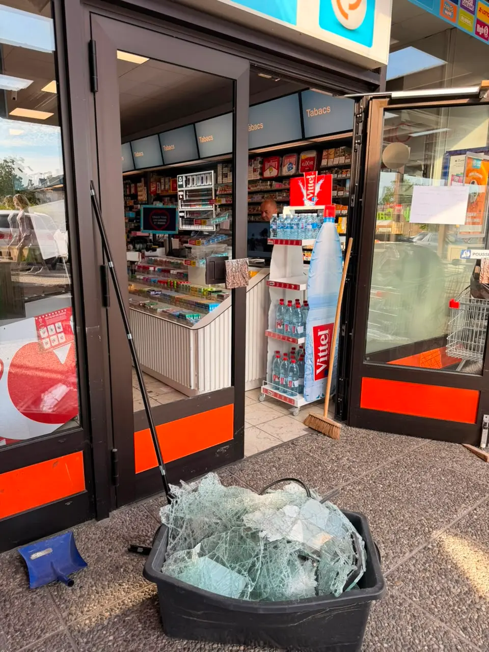 Intervention de dépannage vitrerie d'urgence — Vitralux Bradtke Luxembourg