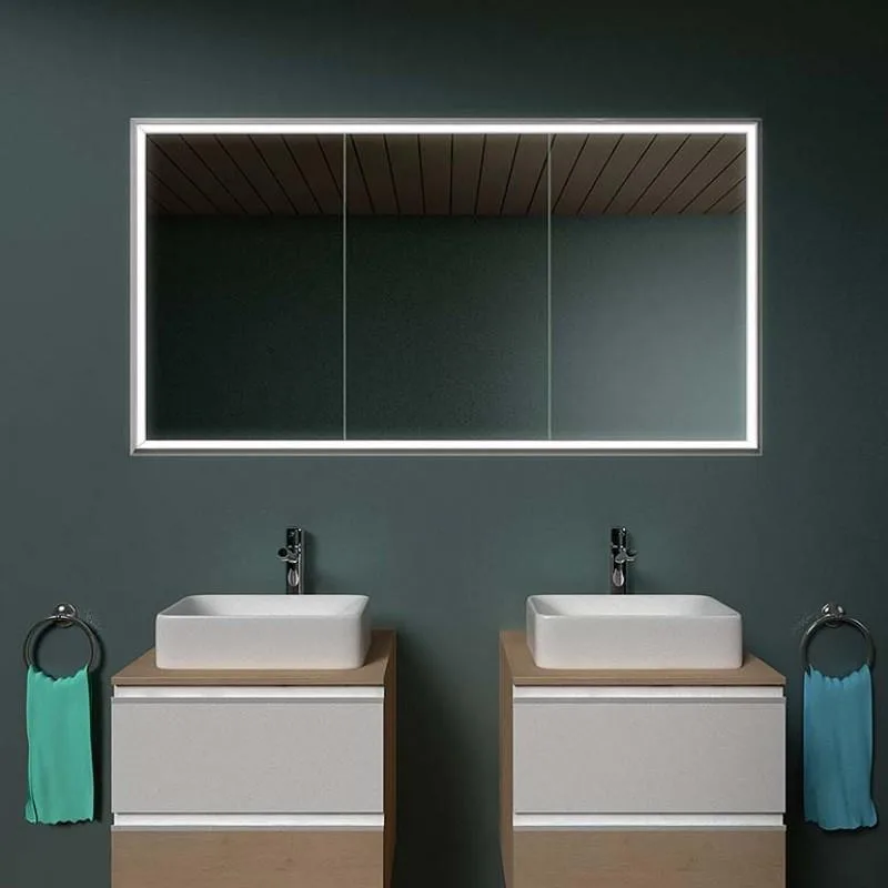 Miroir LED rétroéclairé sur mesure en situation — miroir LED salle de bain Luxembourg — Vitralux Bradtke (photo 11)