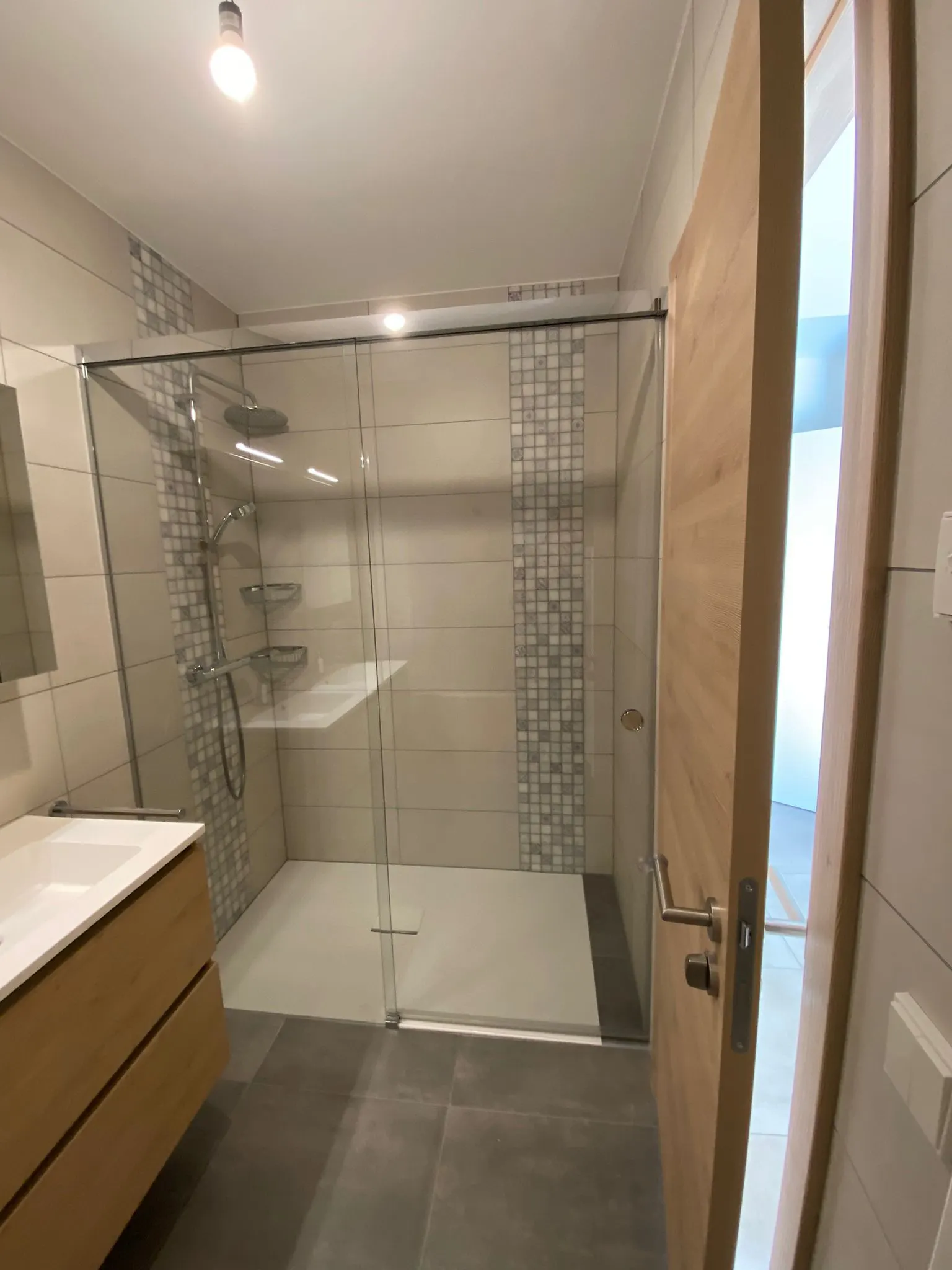 Cabine avec Partie Coulissante — paroi de douche sur mesure Luxembourg — Vitralux Bradtke
