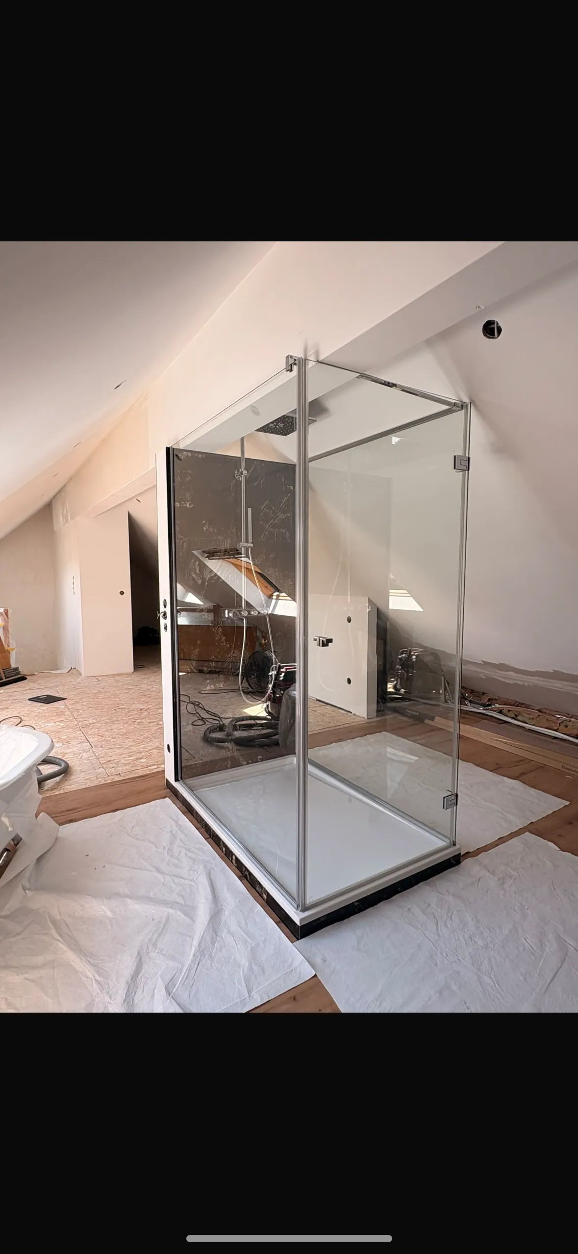 Cabine de douche en verre à charnières sur mesure — Vitralux Bradtke Luxembourg