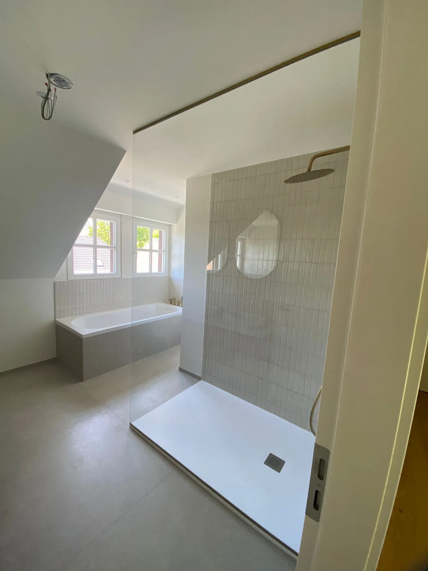 Paroi de douche à l'italienne en verre sur mesure — Vitralux Bradtke Luxembourg