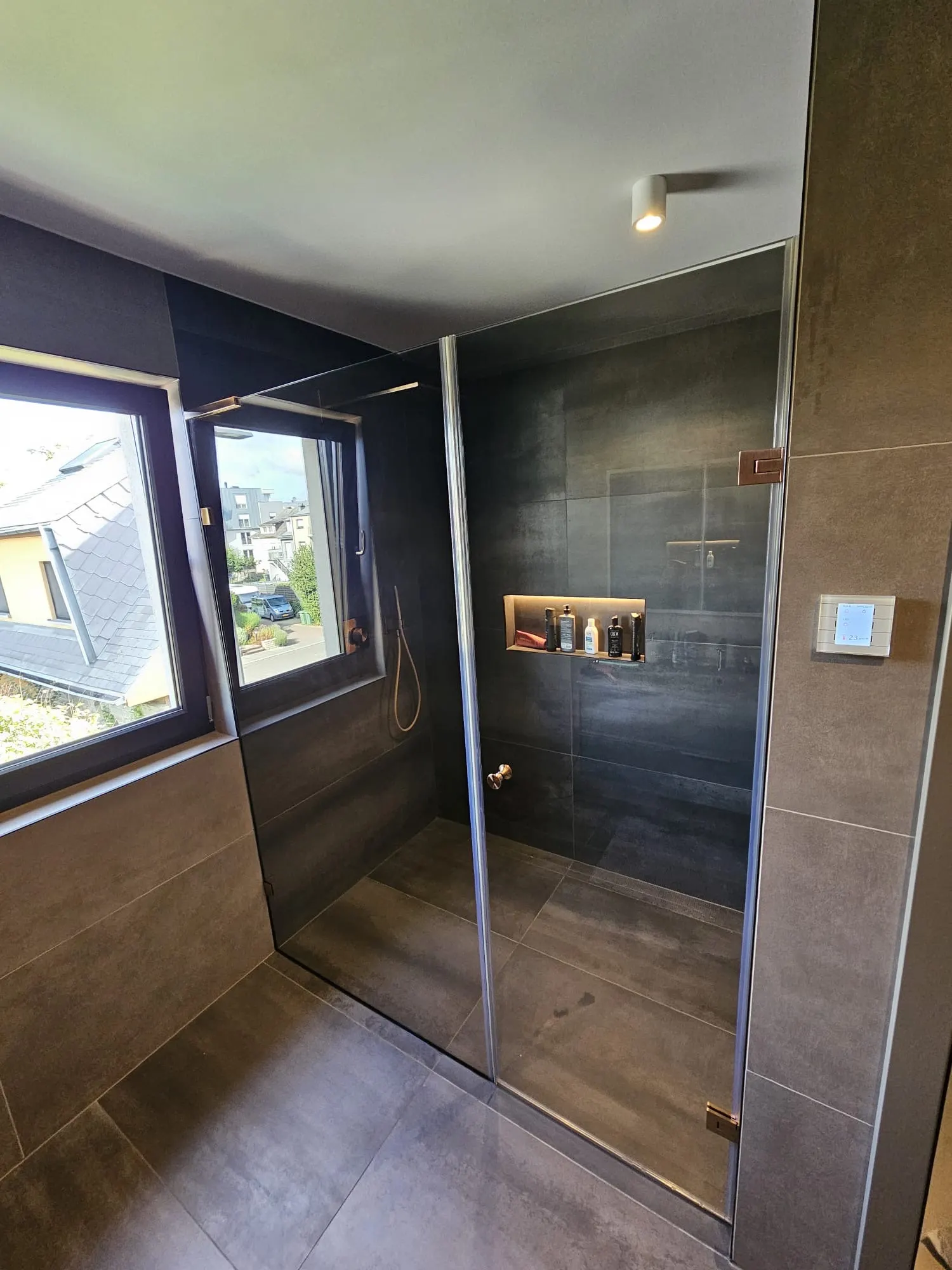 Paroi de douche à l'italienne en verre sur mesure — Vitralux Bradtke Luxembourg