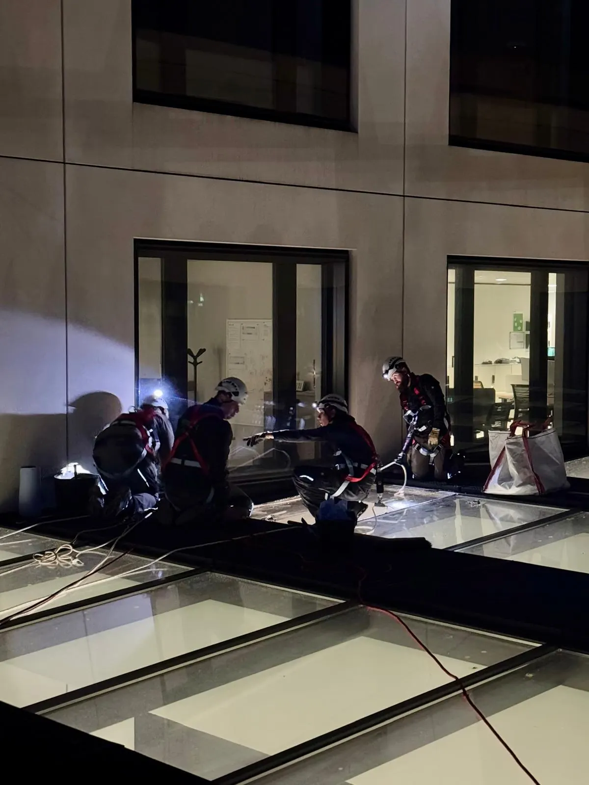 Intervention de remplacement de vitrage en façade au Luxembourg — Vitralux Bradtke