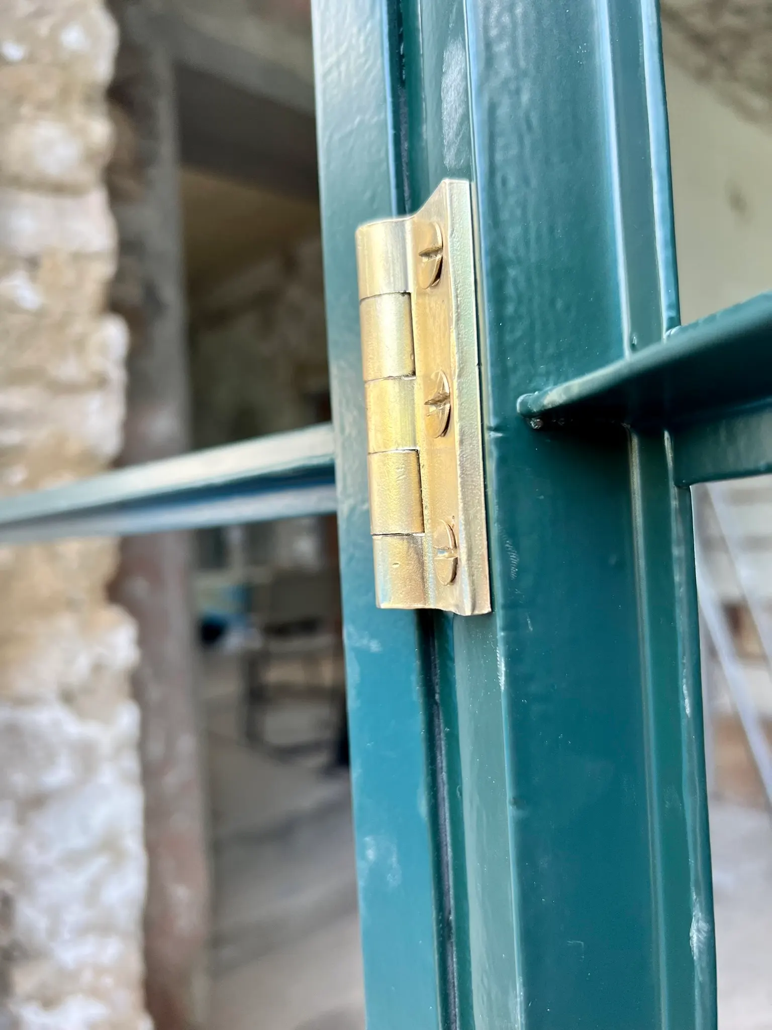 Restauration de vitrail en atelier — restauration vitraux Luxembourg — Vitralux Bradtke (photo 11)
