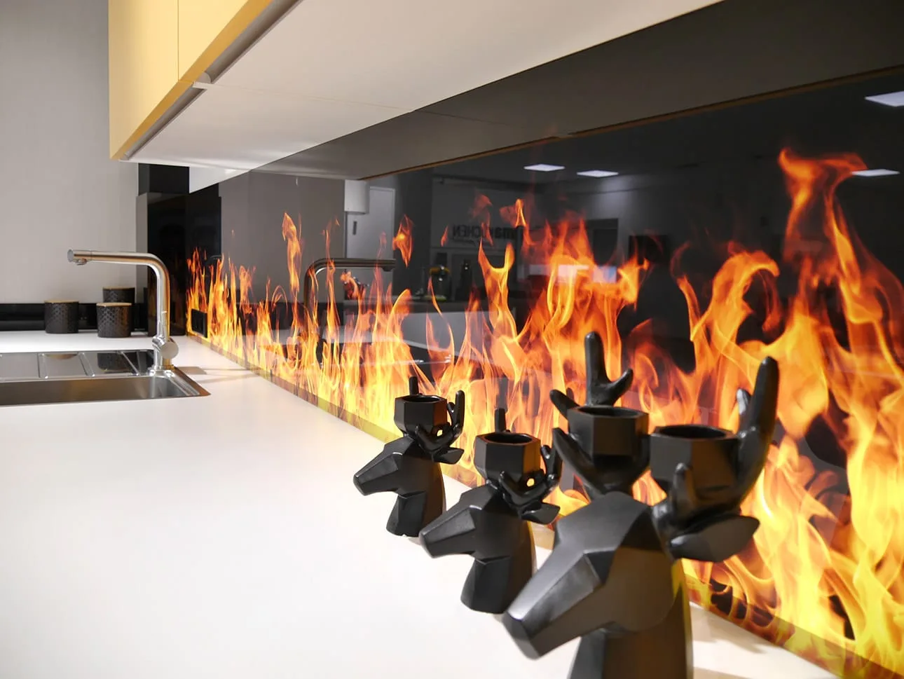 Crédence de cuisine en verre laqué sur mesure — crédence verre cuisine Luxembourg — Vitralux Bradtke