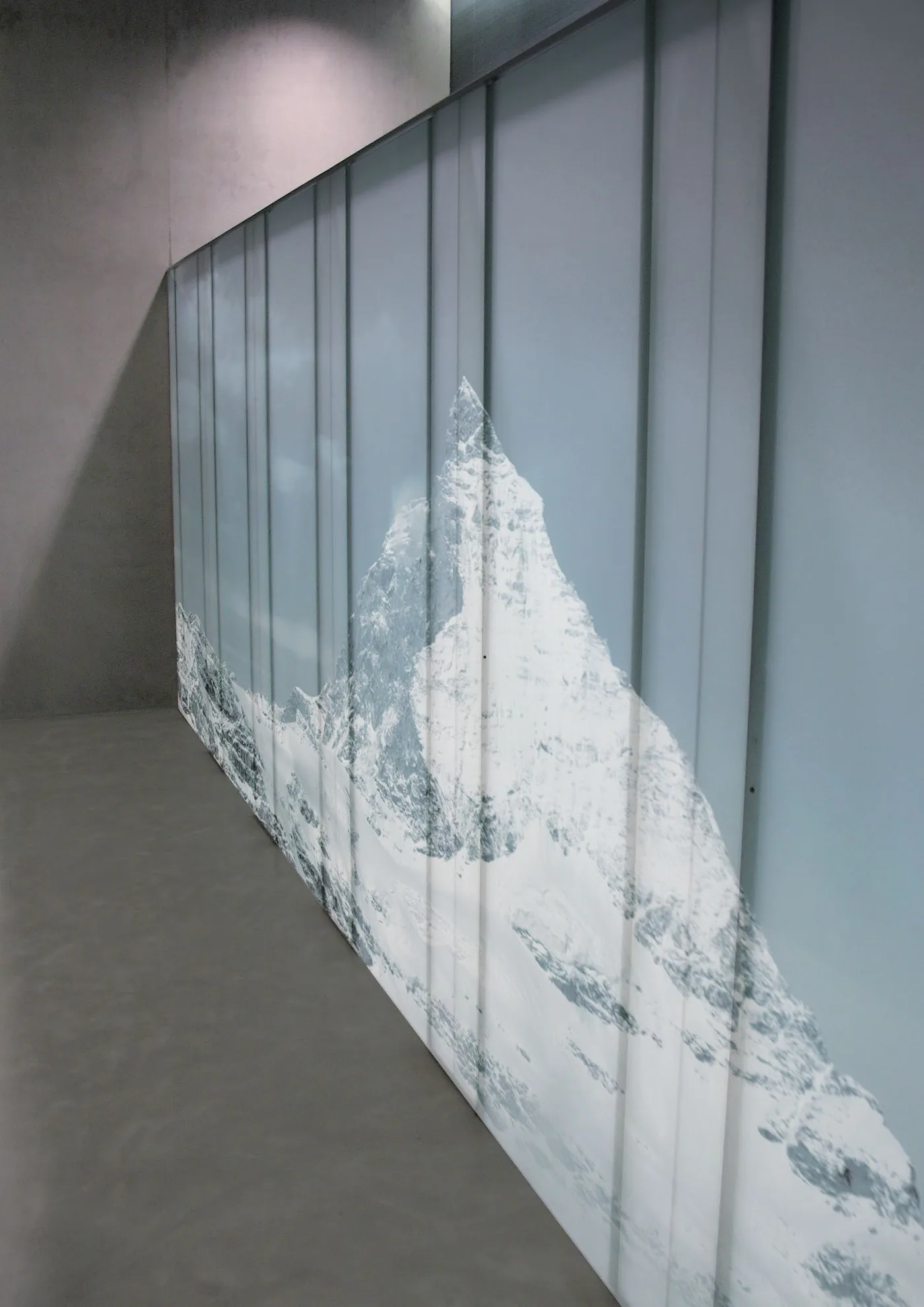 Séparation sanitaire en verre imprimé paysage de montagne — verre imprimé Luxembourg — Vitralux Bradtke
