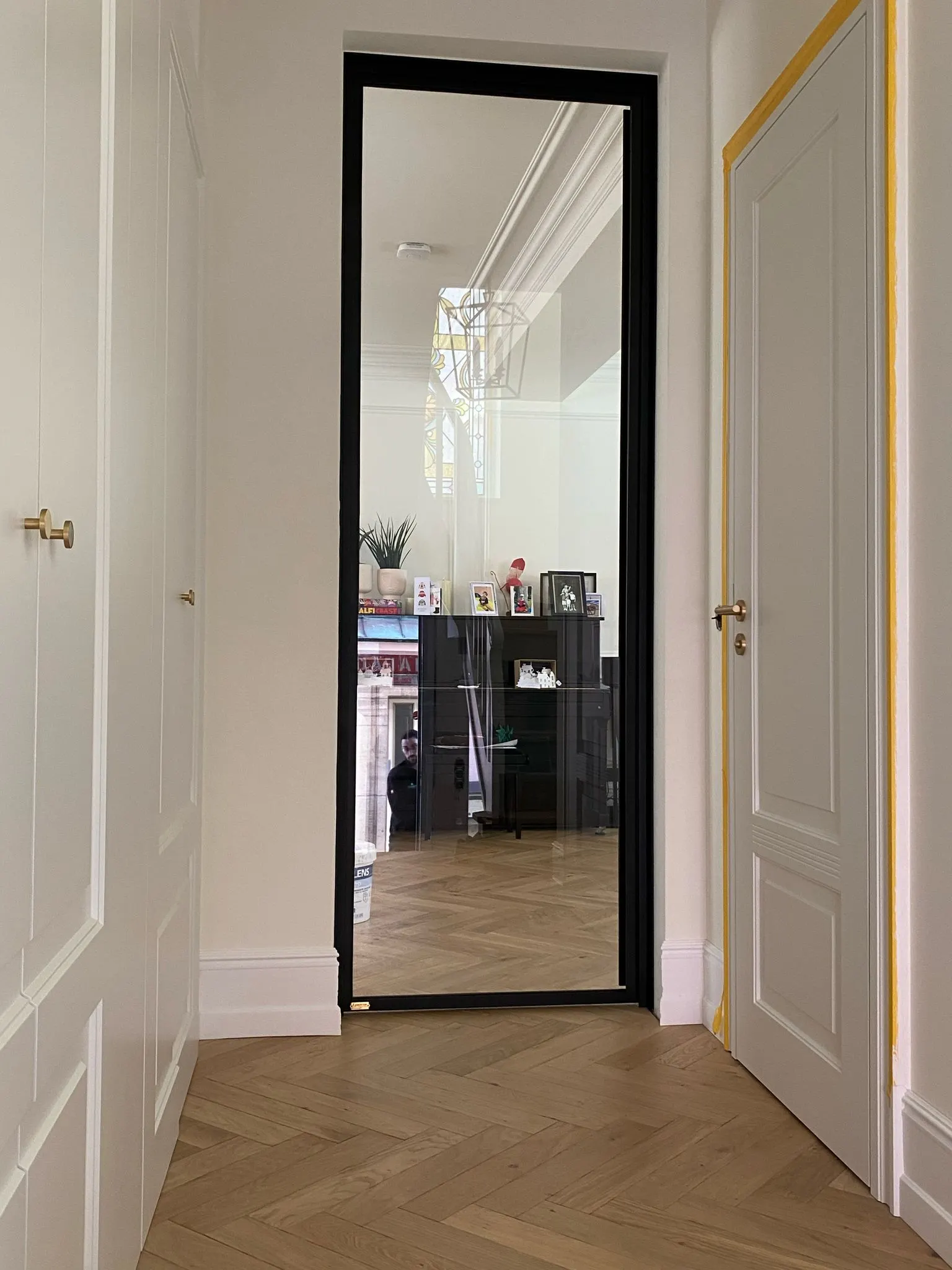 Porte-verrière d'atelier dans un couloir — verrière Luxembourg — Vitralux Bradtke