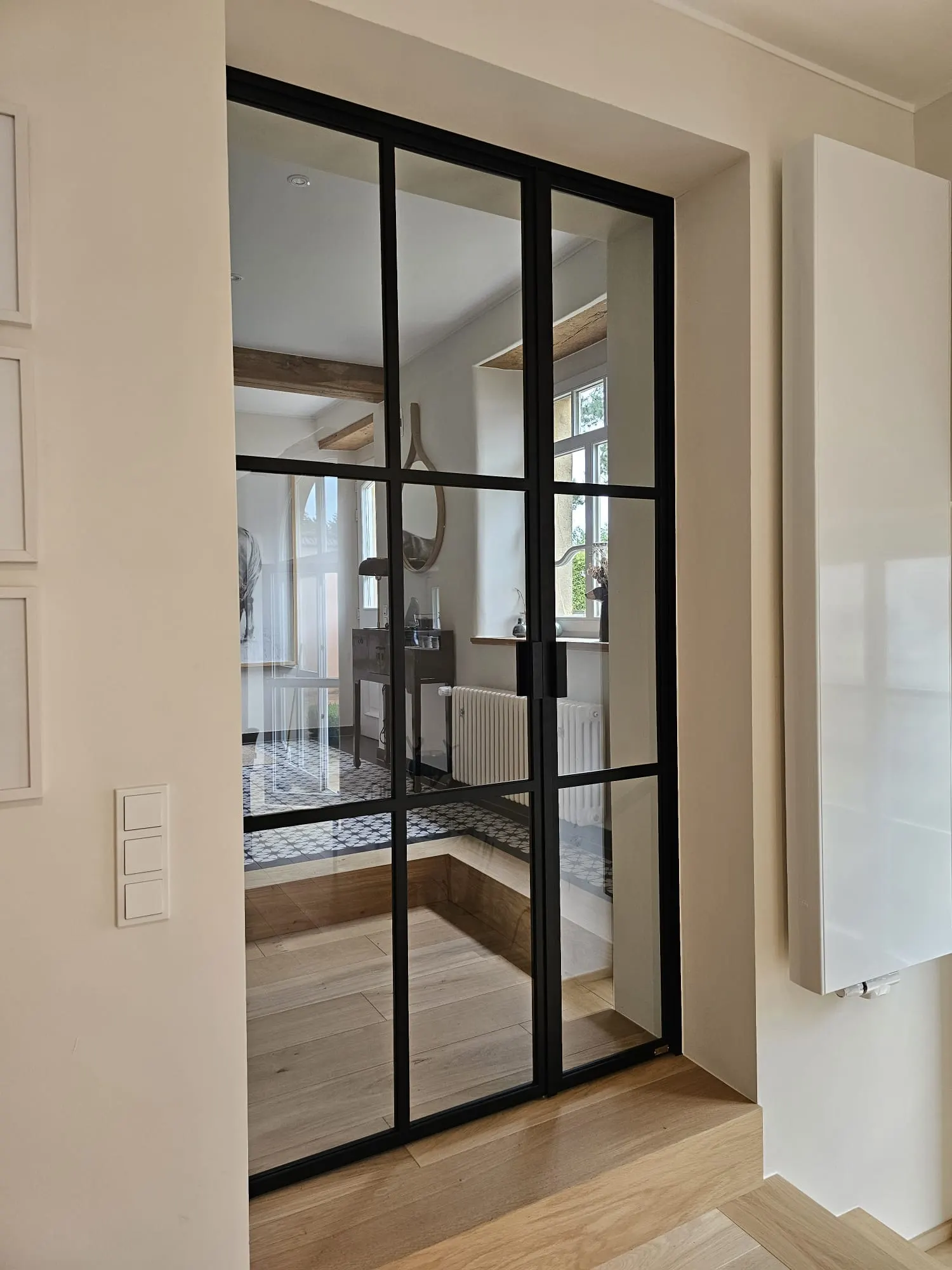 Porte double battante style verrière industrielle en acier noir et verre — Vitralux Bradtke Luxembourg