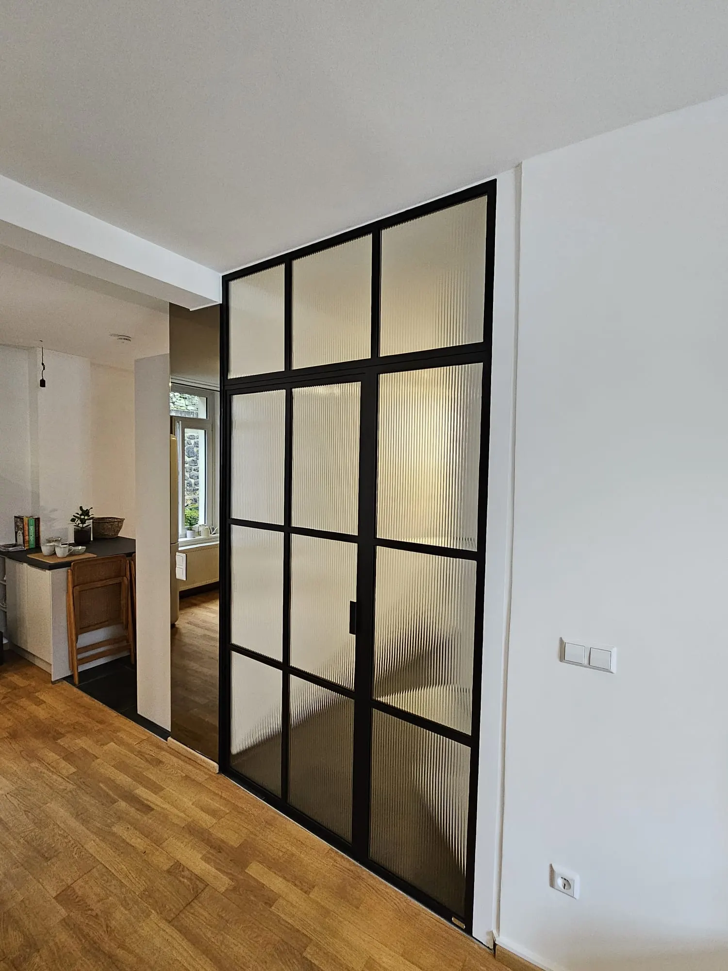 Verrière séparant une cuisine ouverte — verrière atelier Luxembourg — Vitralux Bradtke